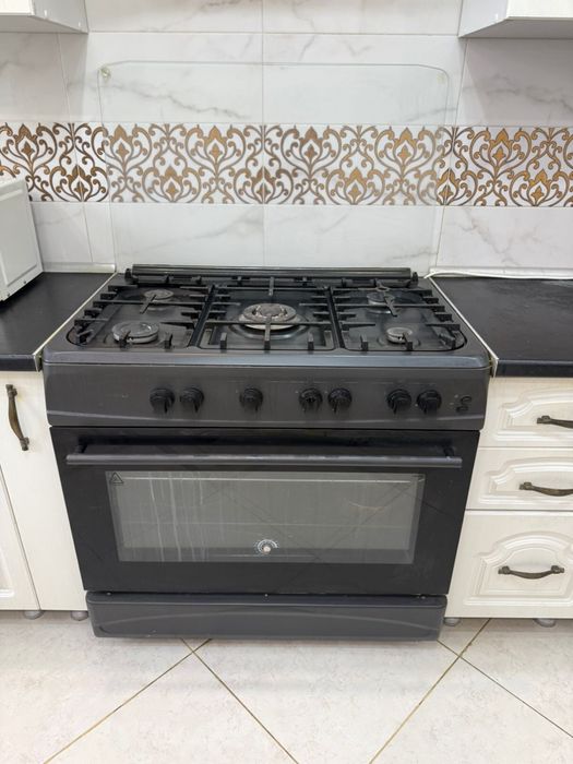 кух. гарнитур+газ плита