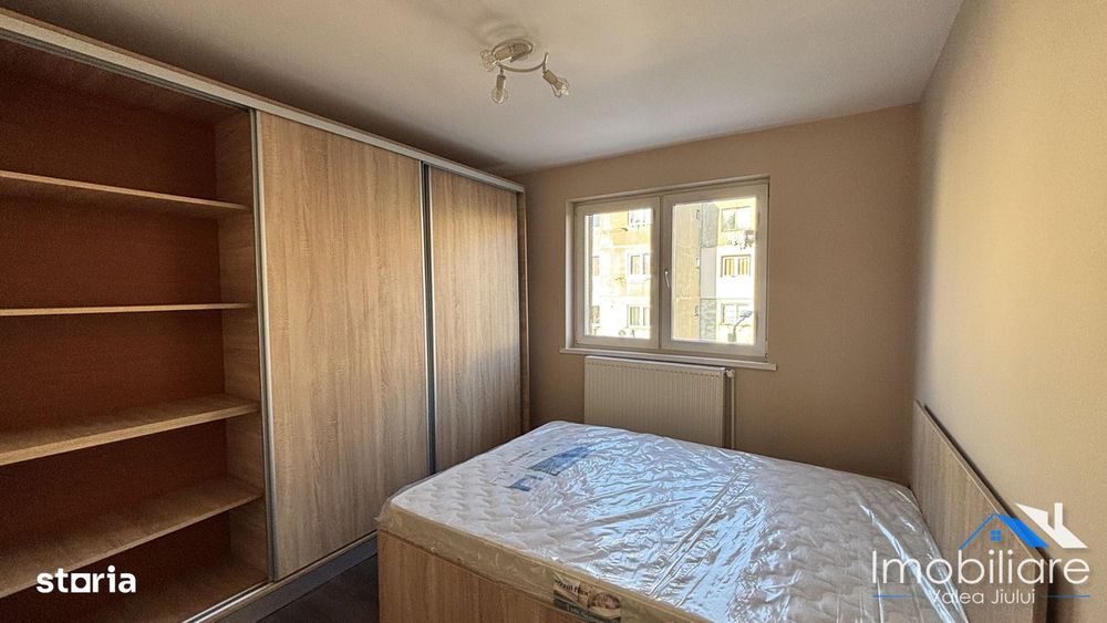 Apartament 3 camere decomandate | Etaj 3/4 | Complet mobilat si utilat