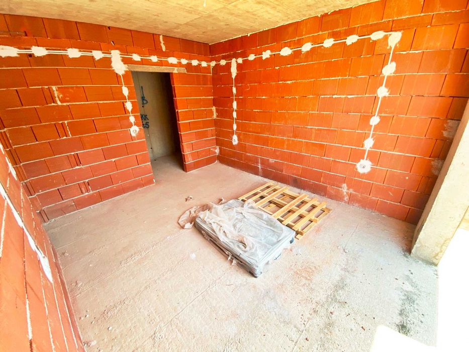 Продава се Тристаен апартамент в София, Малинова долина - 93 кв.м за 1968 €/кв.м - Снимка #1