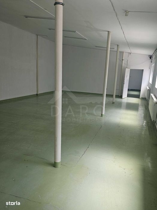 De închiriat spatiù comercial
