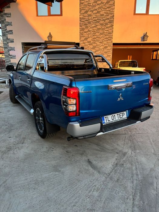 Vând Mitsubishi L200