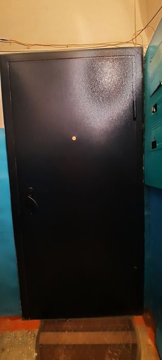 Дверь железная входная