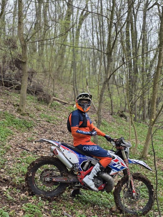 Vand rieju mr 300 pro sixdays