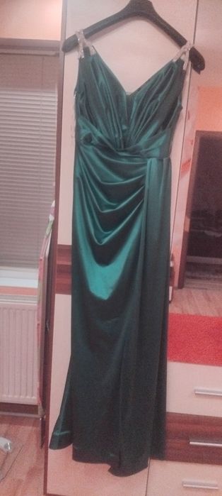 Официална рокля размер L