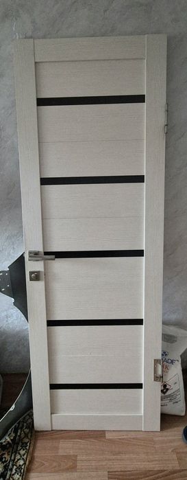 Продаю Дверь 70 см