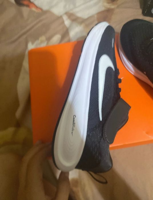 Adidasi nike originali
