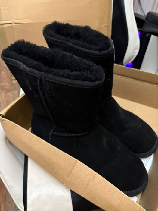 ботинки уги