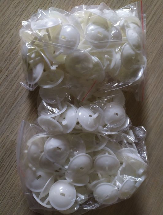 Заглушки затычки для розеток. Новые