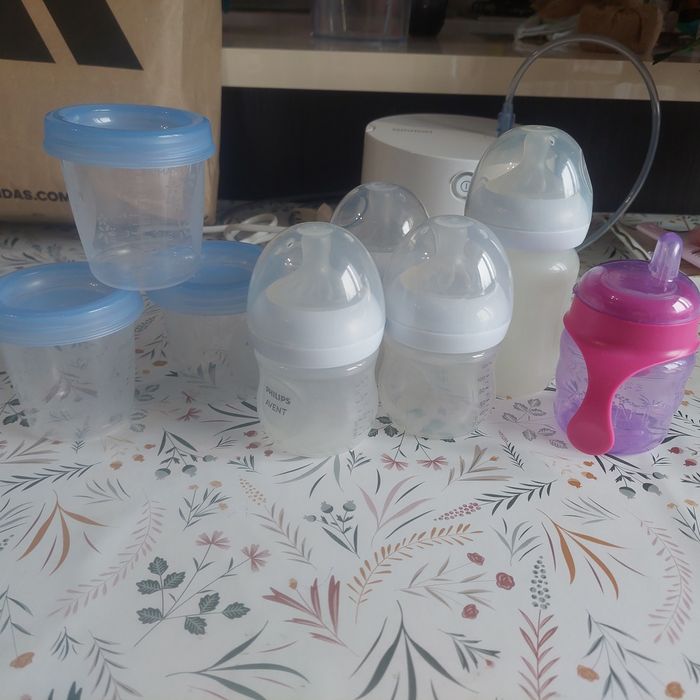 Set biberoane, pahar pt mancare și cana apa