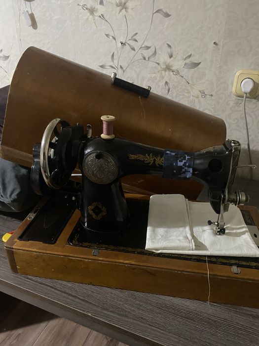 Швейная машинка советская