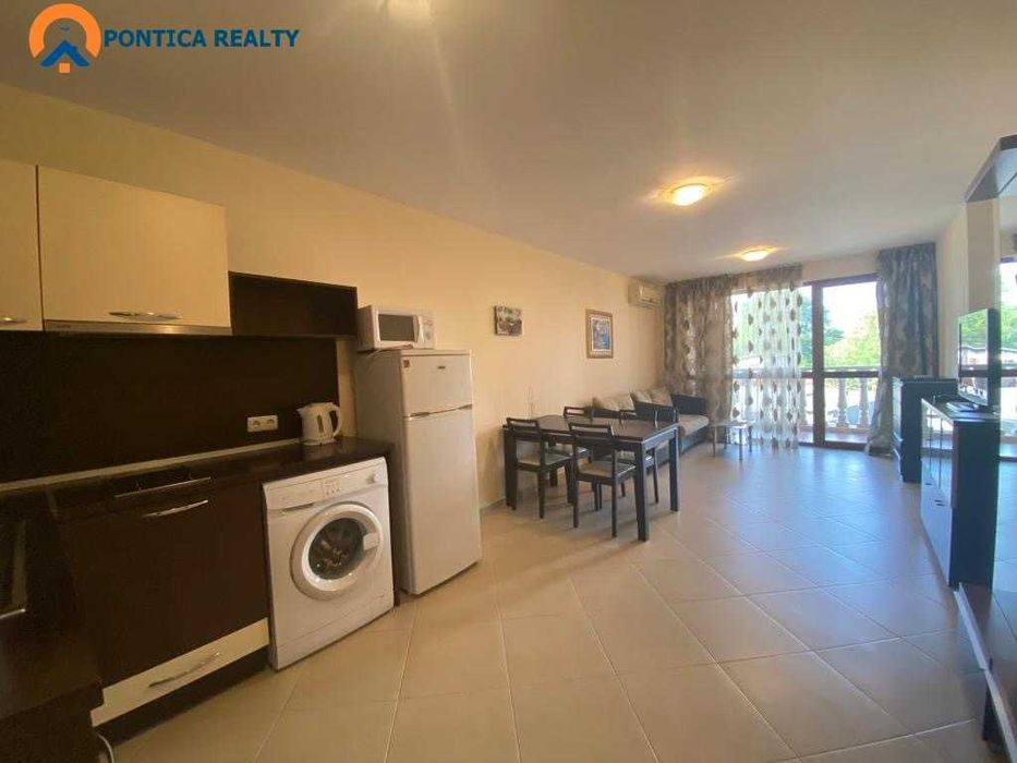 Продава се Двустаен апартамент в к.к. Слънчев бряг - 60 кв.м за 680 €/кв.м - Снимка #1