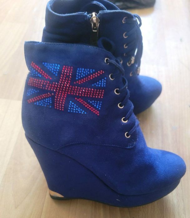 Привозные одеты несколько раз в идеальном состоянии очень удобные