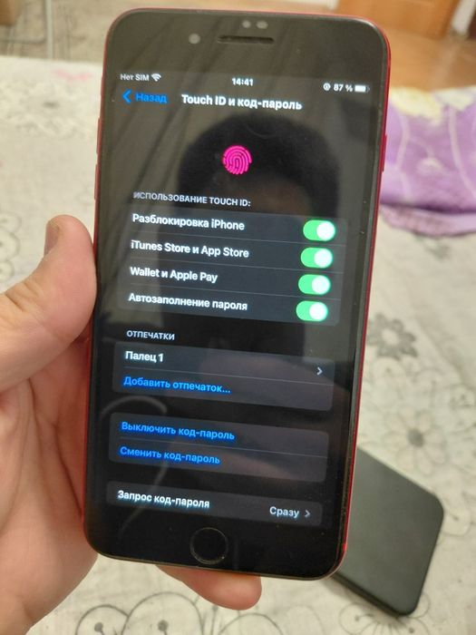 срочно продам Айфон 8 плюс 64