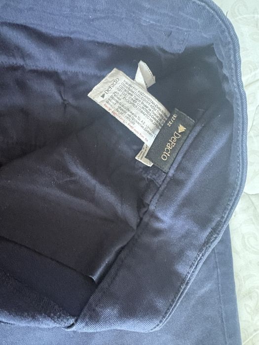 Продам джинсы материал натуральный 5 шт.