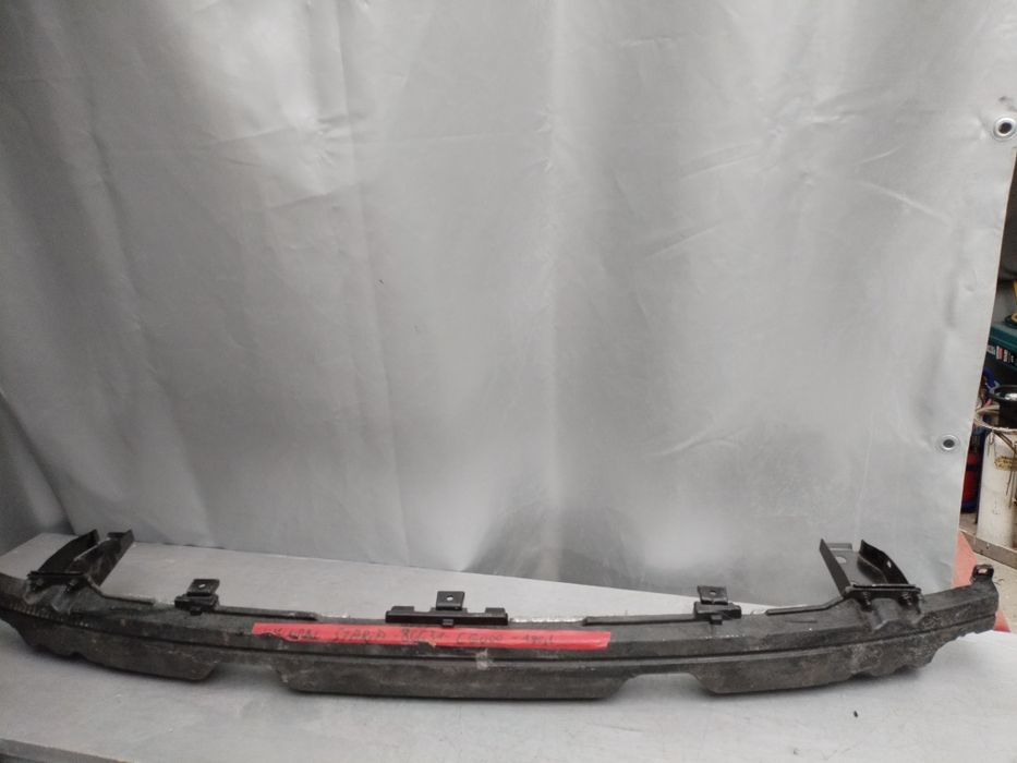 Основа греда за броня хюндай стария Hyundai Staria