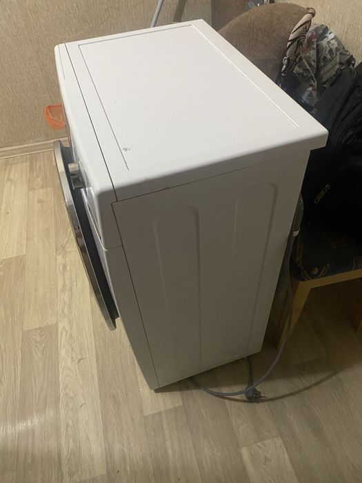 Продам стиральную машину