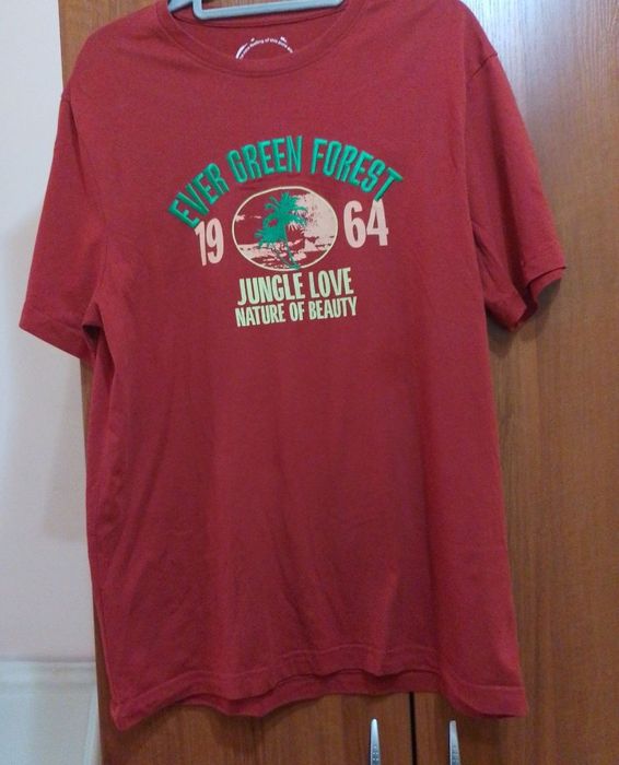 Обява 36 РАЗПРОДАЖБА на летни твниски.