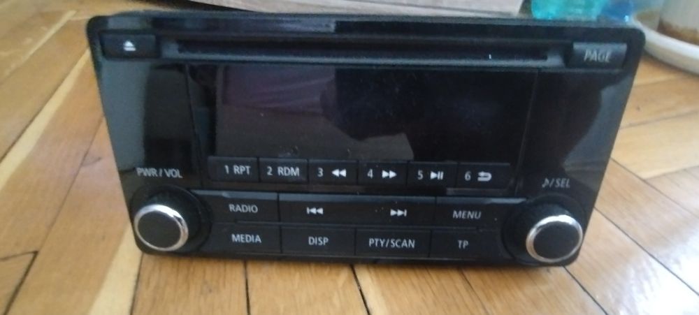 Оригинален радио CD плейър и рамка за  Mitsubishi ASX 2014