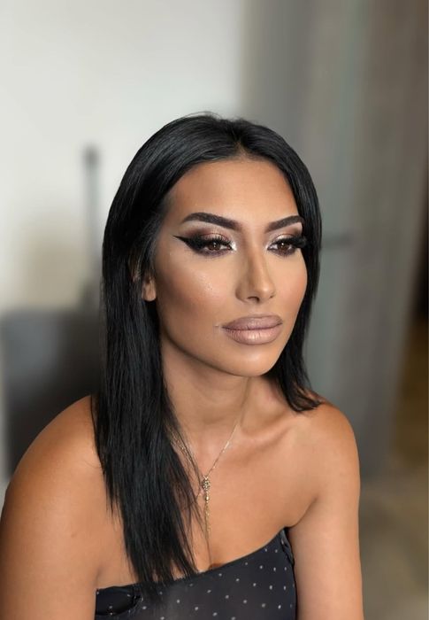 Machiaj la domiciliu/ Make-up artist