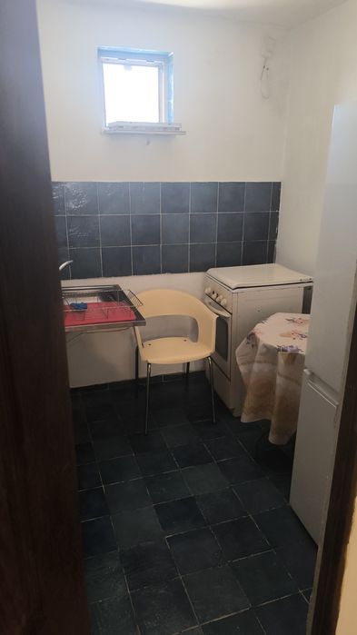 Garsoniera modestă cfr progresul