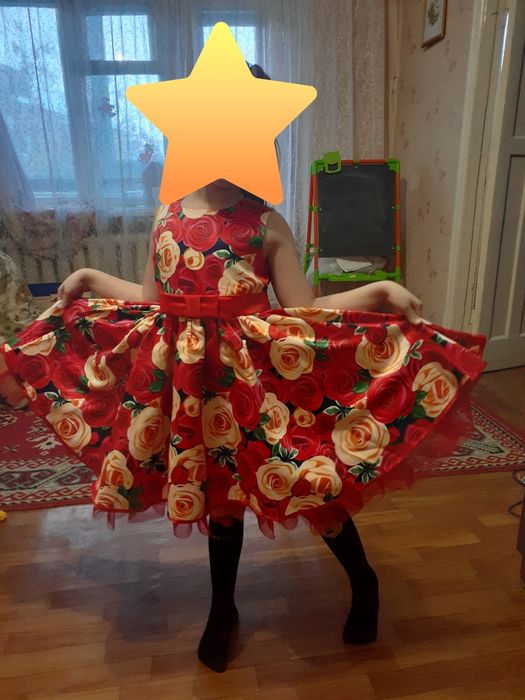 Продам праздничные платья