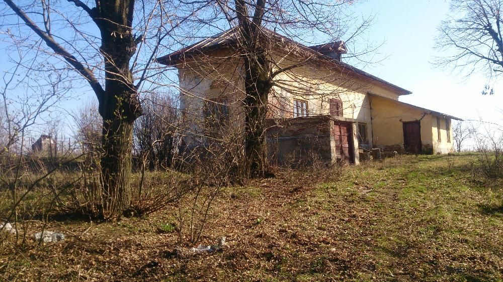 Simnicul de Sus - Floresti/ Craiova CASA + TEREN 6000mp