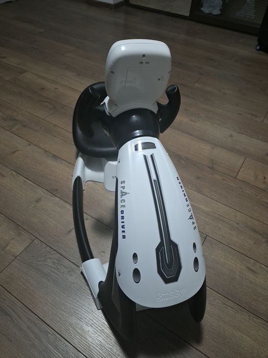 Simulatorul electronic Space Driver Smoby