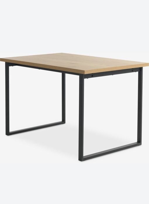 ЗАПАЗЕНИ Стол / трапезни столове 8 бр.