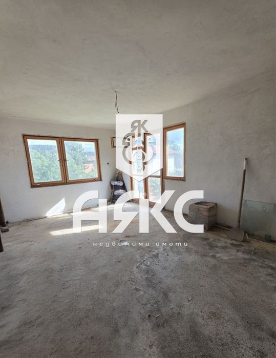 Продава се Къща в Перник, Байкушева махала - 281 кв.м за 997 €/кв.м - Снимка #10