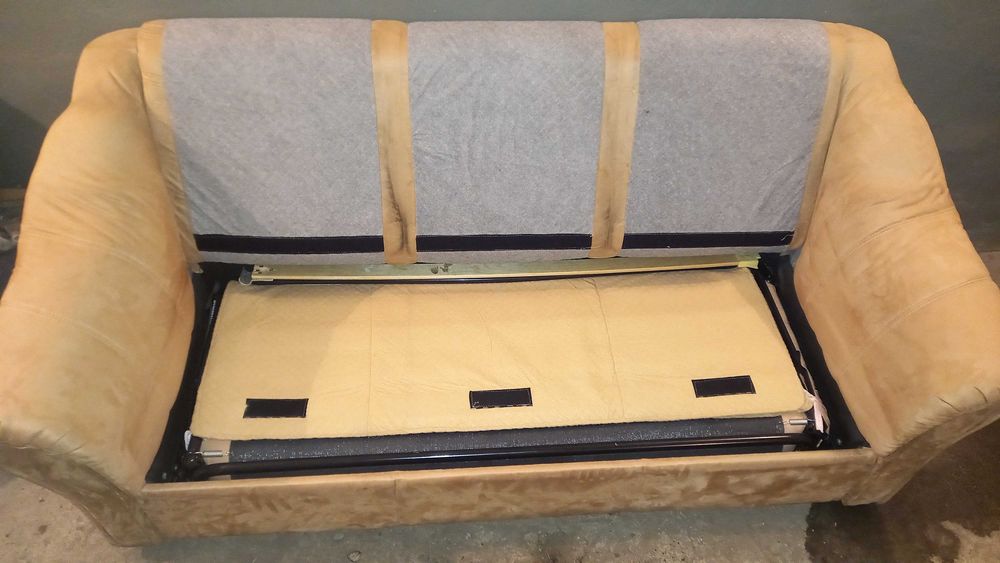 Диван и 2 кресла