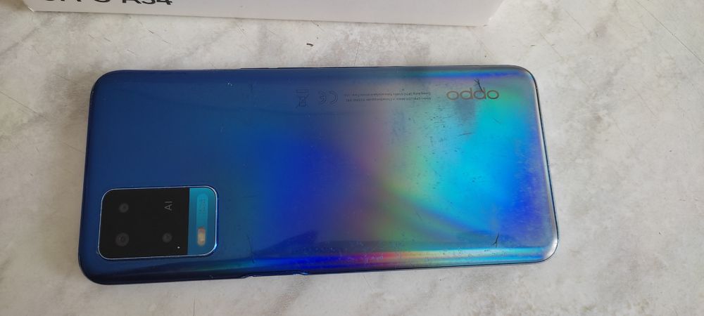 Смартфон Oppo A54
