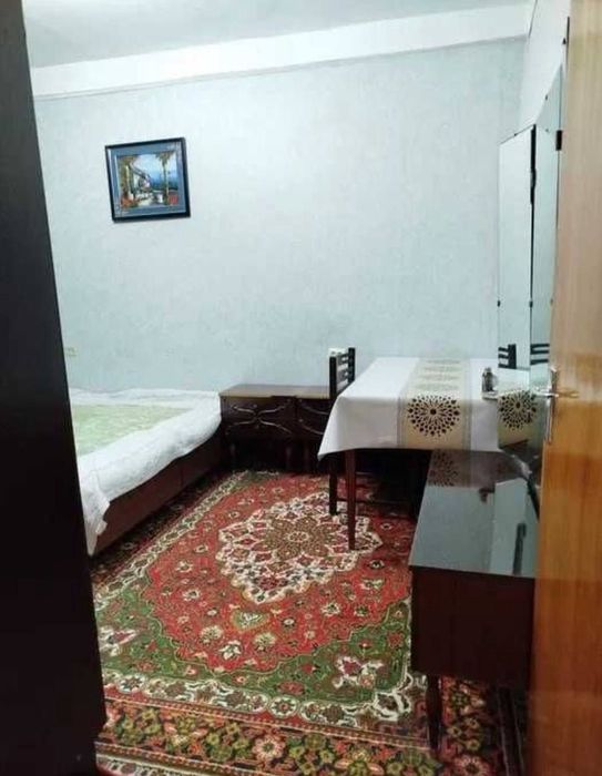 Квартира на С.Азимова 3/4/5 общ пл 72м /77 серия