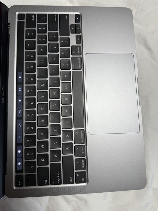 Macbook pro 13 2022
