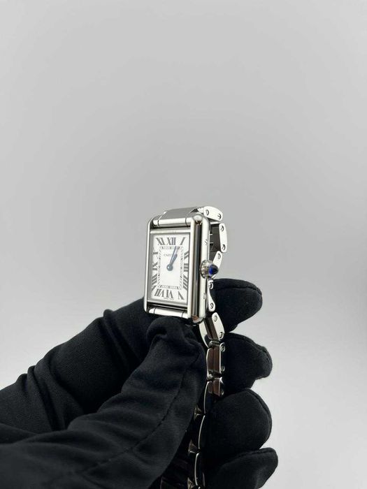 Наручные часы Cartier Tank ref: 4322