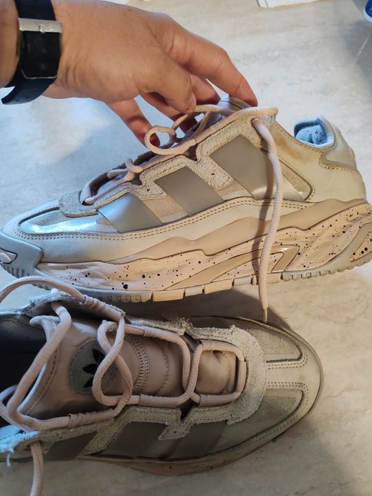 Vand Adidas Niteball, Boost