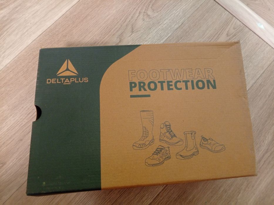 Продам спец обувь