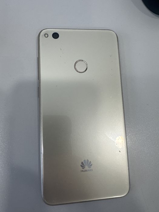 Продам телефон huawei P