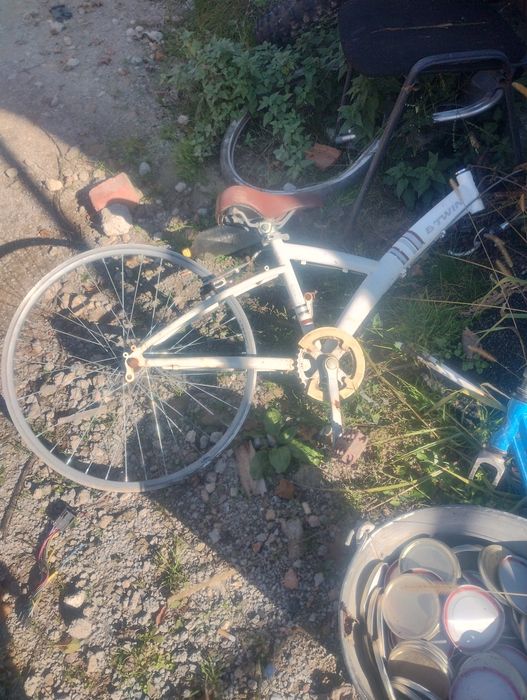 Продавам рамки на колела