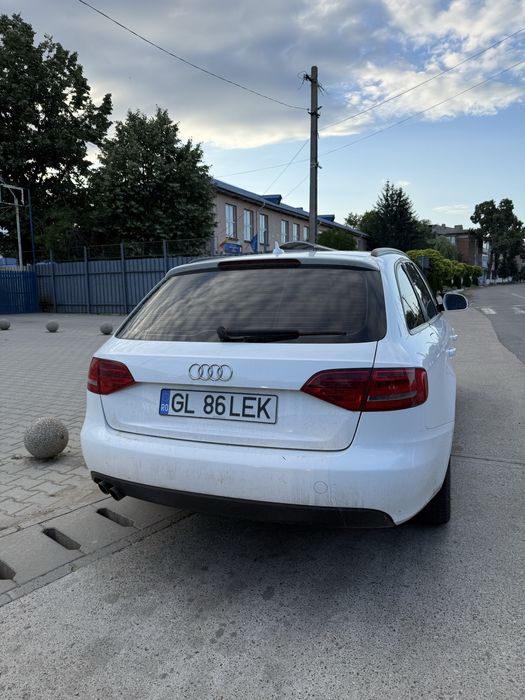 Vand sau schimb audi a4 b8