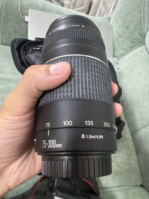 Фотоаппарат Canon EOS 550D