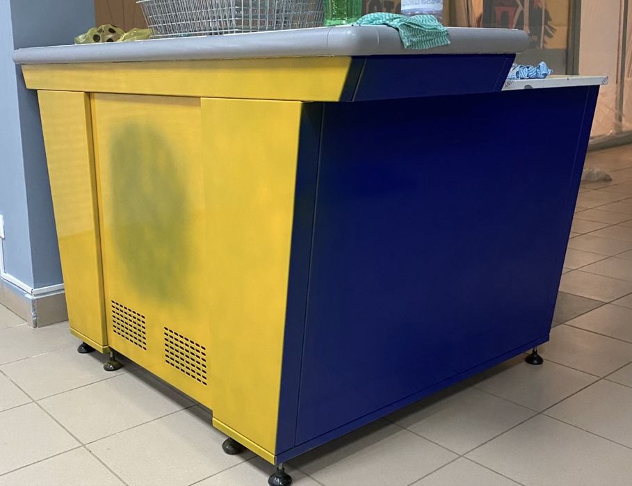 Стол касса продается