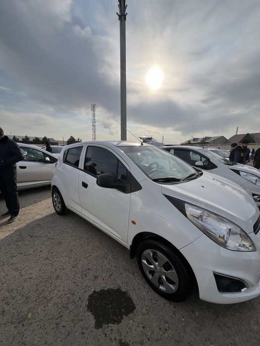 Chevrolet Spark oq 2012