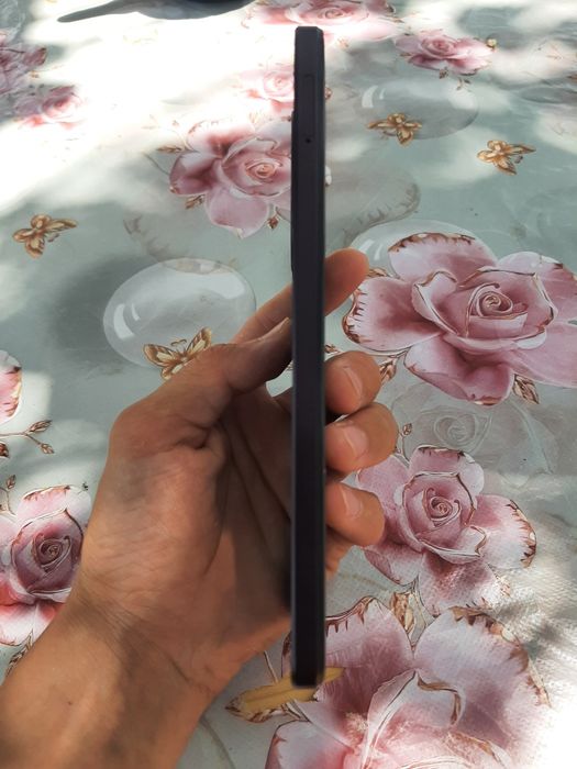 Oppo A3x yangi 2mln. sòm