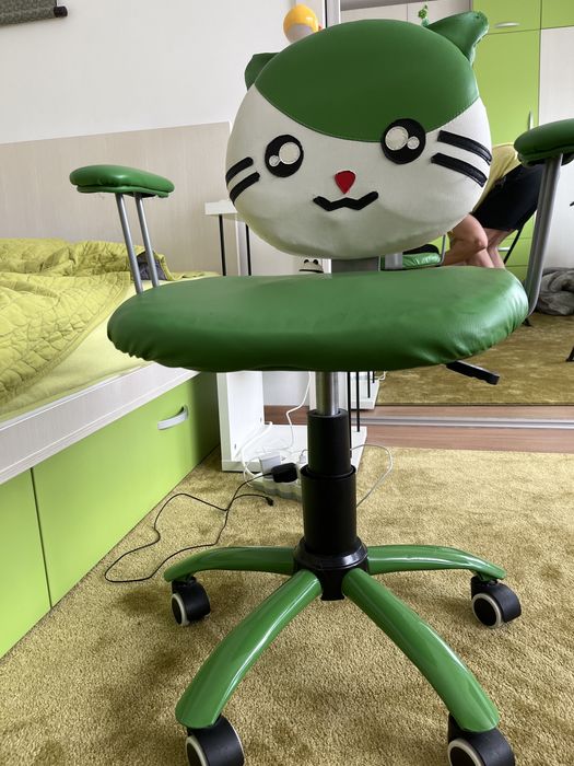 Vand scaun birou copil