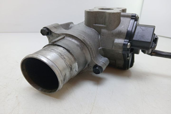 Supapa EGR  2.5 dci H8200222772 Renault Trafic a 2-a generatie (facel