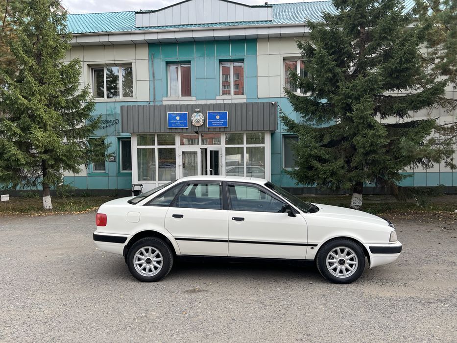 Продам Audi 80 B4