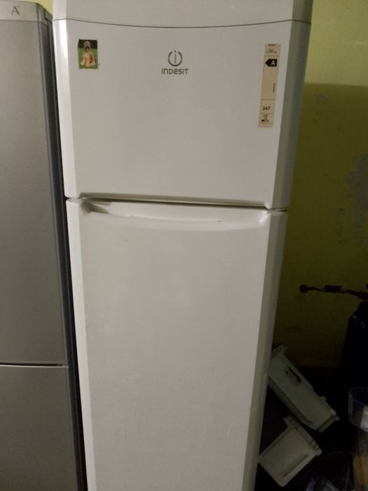 Combina frigorifica arctic model nou Indesit