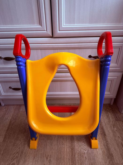 Стульчик для унитаза со ступенькой