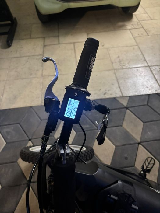 Motocicleta electrica tuttio soleil 1