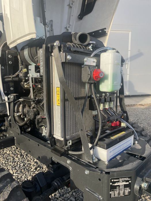 Tractor Bobcat  4x4 Nou